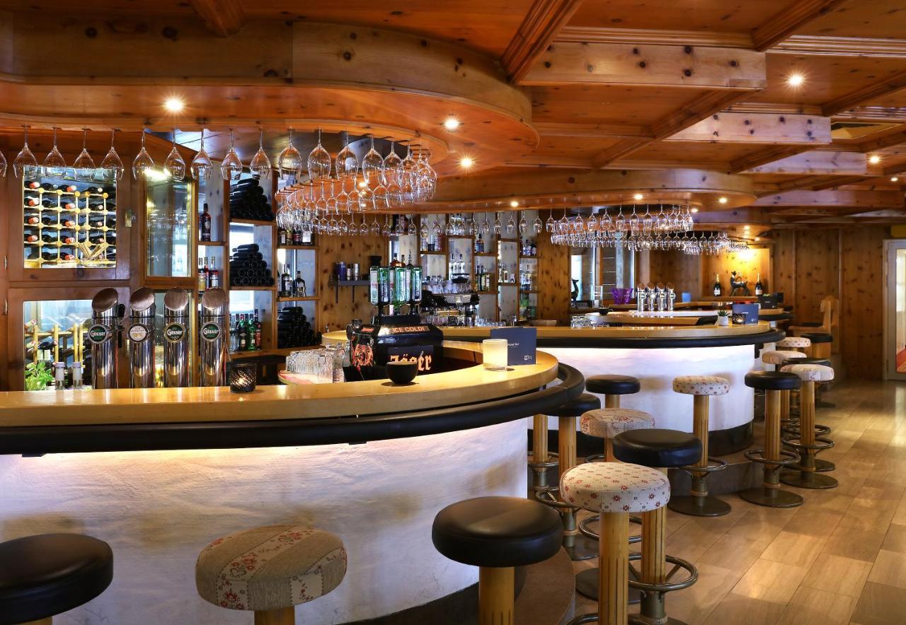 Jufa Alpenhotel Saalbach Exterior photo