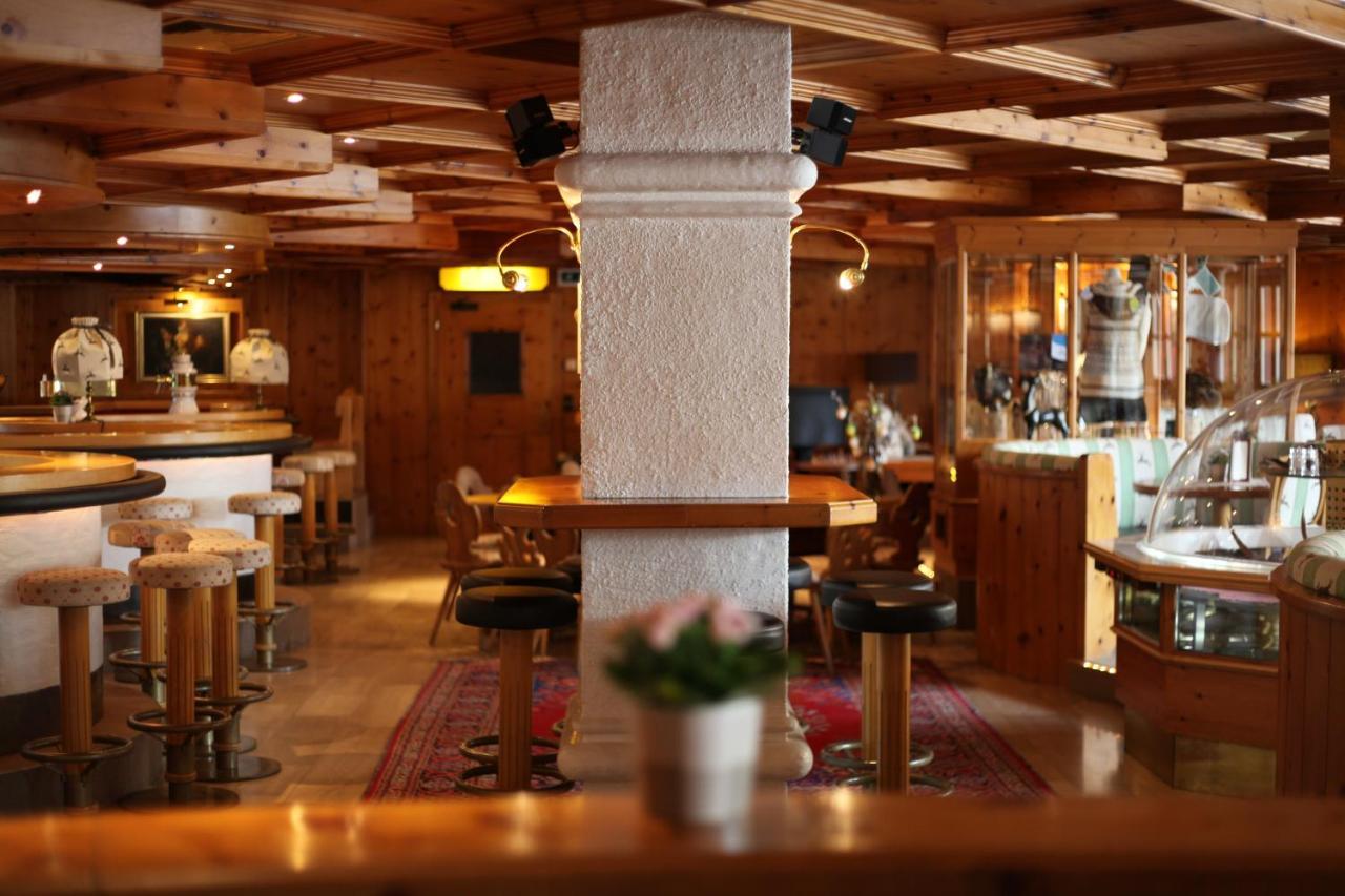 Jufa Alpenhotel Saalbach Exterior photo