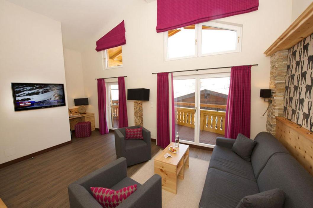 Jufa Alpenhotel Saalbach Exterior photo